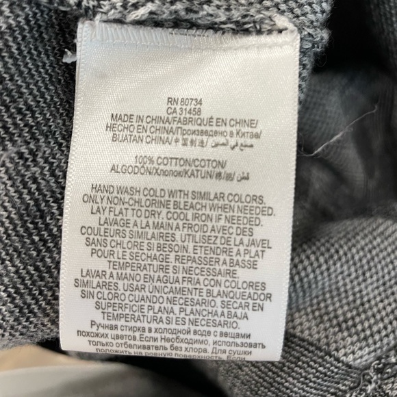 BCBGENERATION Black & White Plaid Cropped Top Sweater, Loose fitting, size XS - Picture 4 of 5